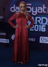 Foto Indah Nevertari