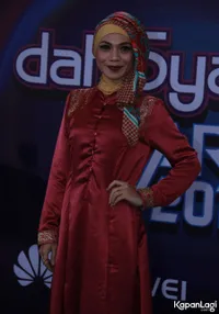 Foto Indah Nevertari