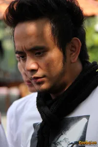 Foto Indra The Titans