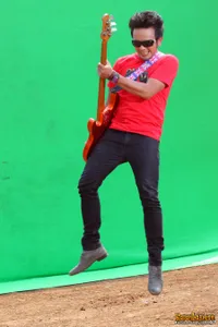 Foto Indra The Titans