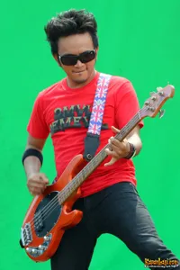 Foto Indra The Titans