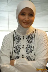 Foto Inneke Koesherawati