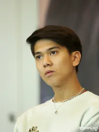 Foto Iqbaal Ramadhan