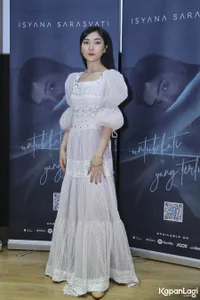 Foto Isyana Sarasvati