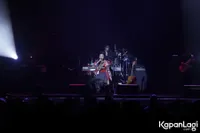 Foto Isyana Sarasvati