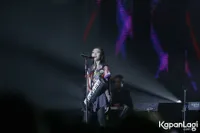 Foto Isyana Sarasvati