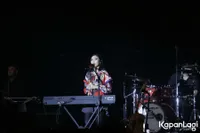 Foto Isyana Sarasvati