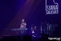 Foto Isyana Sarasvati