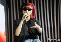 Foto Isyana Sarasvati