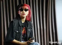 Foto Isyana Sarasvati