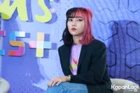 Foto Isyana Sarasvati