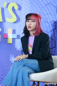 Foto Isyana Sarasvati