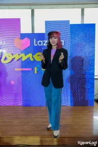 Foto Isyana Sarasvati