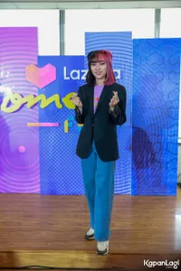 Foto Isyana Sarasvati