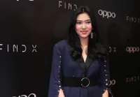 Foto Isyana Sarasvati