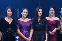 Foto Isyana Sarasvati