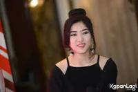 Foto Isyana Sarasvati