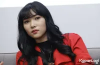 Foto Isyana Sarasvati