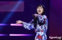 Foto Isyana Sarasvati