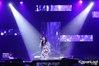 Foto Isyana Sarasvati