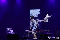 Foto Isyana Sarasvati