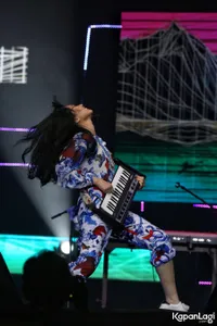 Foto Isyana Sarasvati