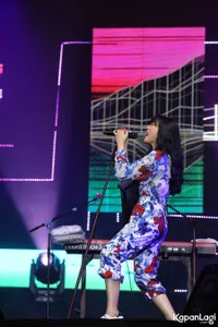 Foto Isyana Sarasvati