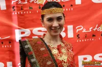 Foto Jennifer Arnelita