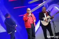 Foto Junimart Girsang