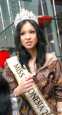 Foto Karenina Sunny Halim