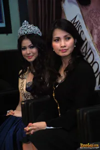 Foto Karenina Sunny Halim