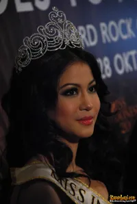 Foto Karenina Sunny Halim