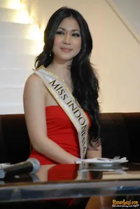 Foto Karenina Sunny Halim