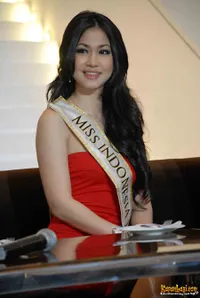 Foto Karenina Sunny Halim