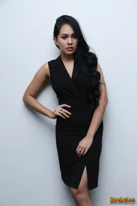 Foto Kartika Putri