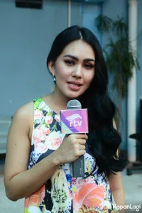 Foto Kartika Putri