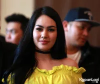 Foto Kartika Putri