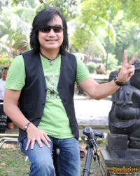 Foto Katon Bagaskara