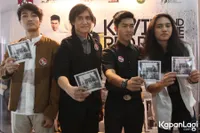 Foto Kevin The Red Rose