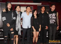 Foto Killing Me Inside