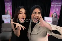 Foto Lady Rara Dan Fans