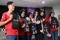 Foto Lady Rara Dan Fans