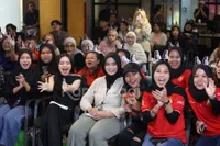 Foto Lady Rara Dan Fans