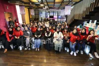 Foto Lady Rara Dan Fans