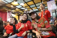 Foto Lady Rara Dan Fans