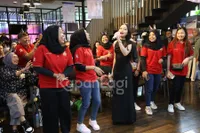Foto Lady Rara Dan Fans