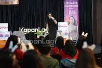 Foto Lady Rara Dan Fans