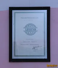 Foto Laela Sari