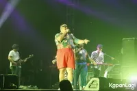 Foto Laleilmanino And Friends