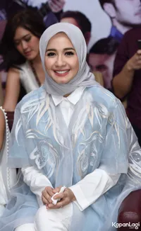 Foto Laudya Cynthia Bella